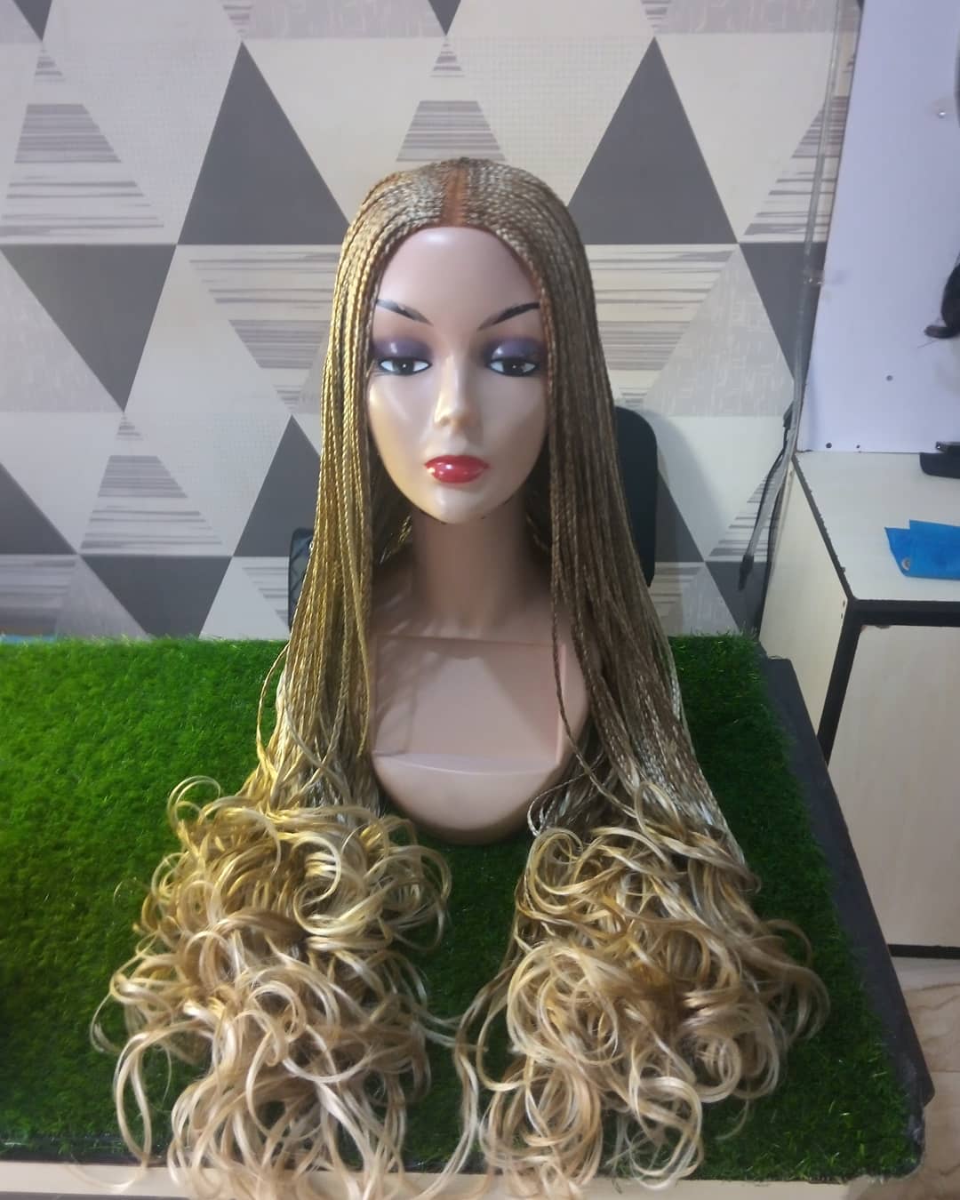 French Cruls Braided Wig