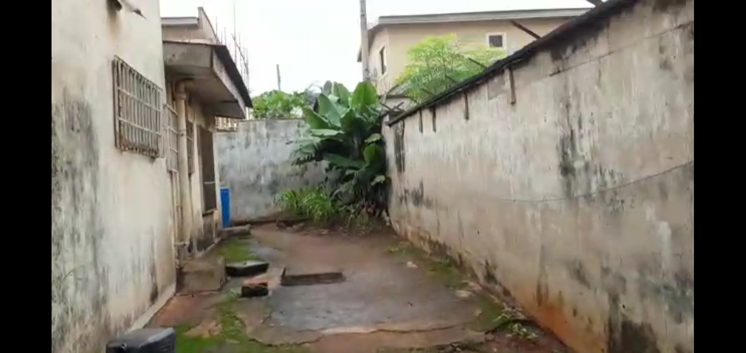 Duplex @ Trans Ekulu Enugu State.